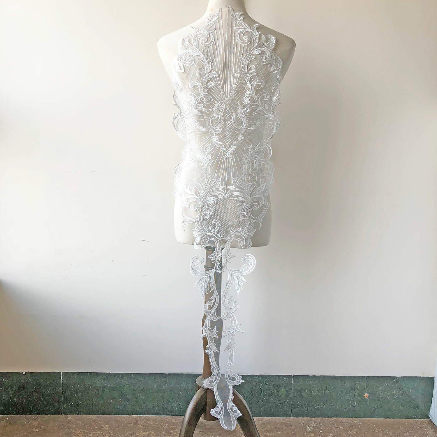 Grande Floral Ballgown Encaje Aplique Blancuzco Bordado Recortes para Vestido