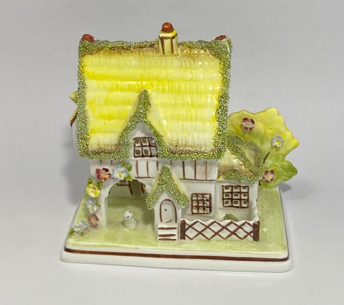 Coalport The Master's House Pastille Burner Fine Bone China Made in England