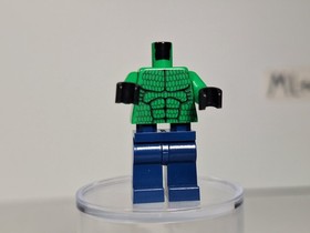 LEGO Killer Croc  Minifigure 7780 Batman 2006 bat008 *RARE* Nice Figure