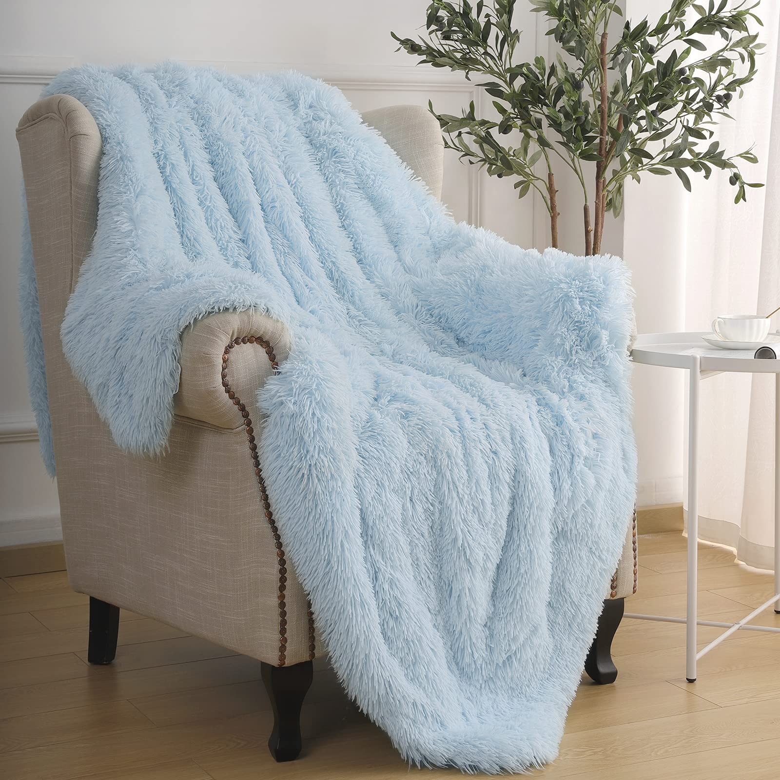 Light Blue Throw Blankets, Super Soft Shaggy Fuzzy Sherpa Bl