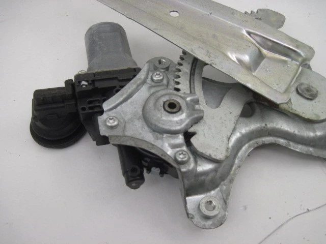 Used Rear Right Door Window Regulator Rear fits: 2008 Toyota Camry electric R. N - Imagem 4 de 4