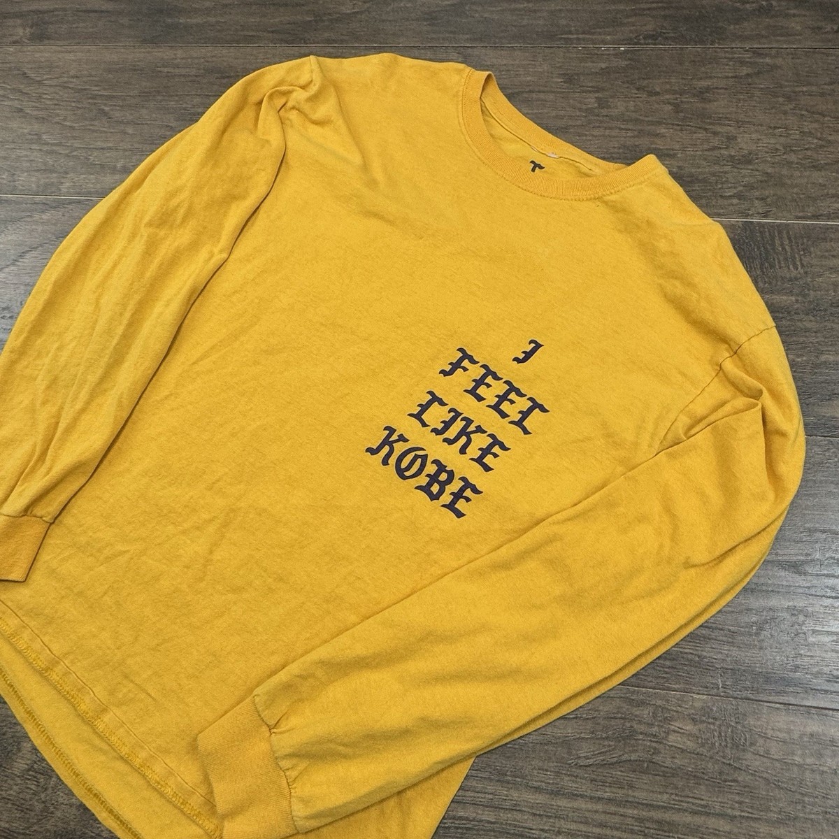 I FEEL LIKE KOBE ロングスリーブ Tシャツ M I Feel Like Kobe Shirt Mens Large Gold Long Sleeve Kanye West