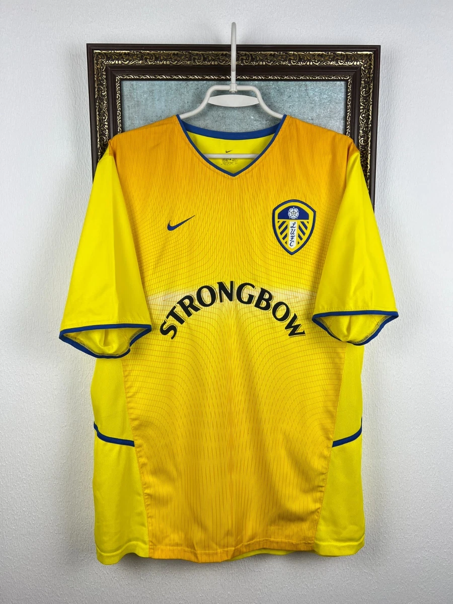 Nike Leeds United International Club Soccer Fan Apparel and