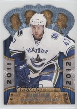 2011-12 Panini Crown Royale Rookie Royalty Yann Sauve #129 m0p