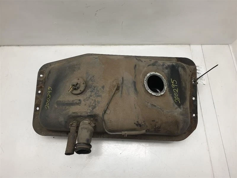91-95 TOYOTA PICKUP 2.4L 4CYL GAS FUEL TANK ASSEMBLY Foto 2 de 4