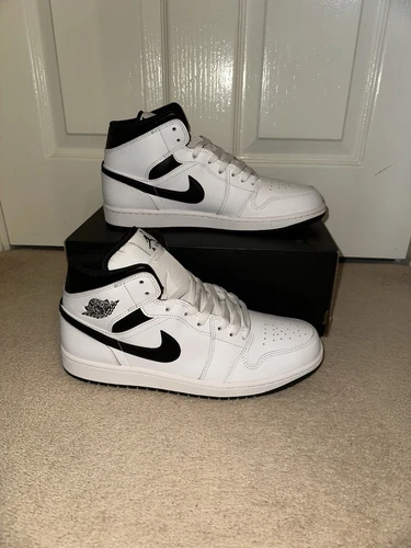 Air Jordan 1 Mid bianco nero taglia UK 10 NUOVO CON SCATOLA senza coperchio