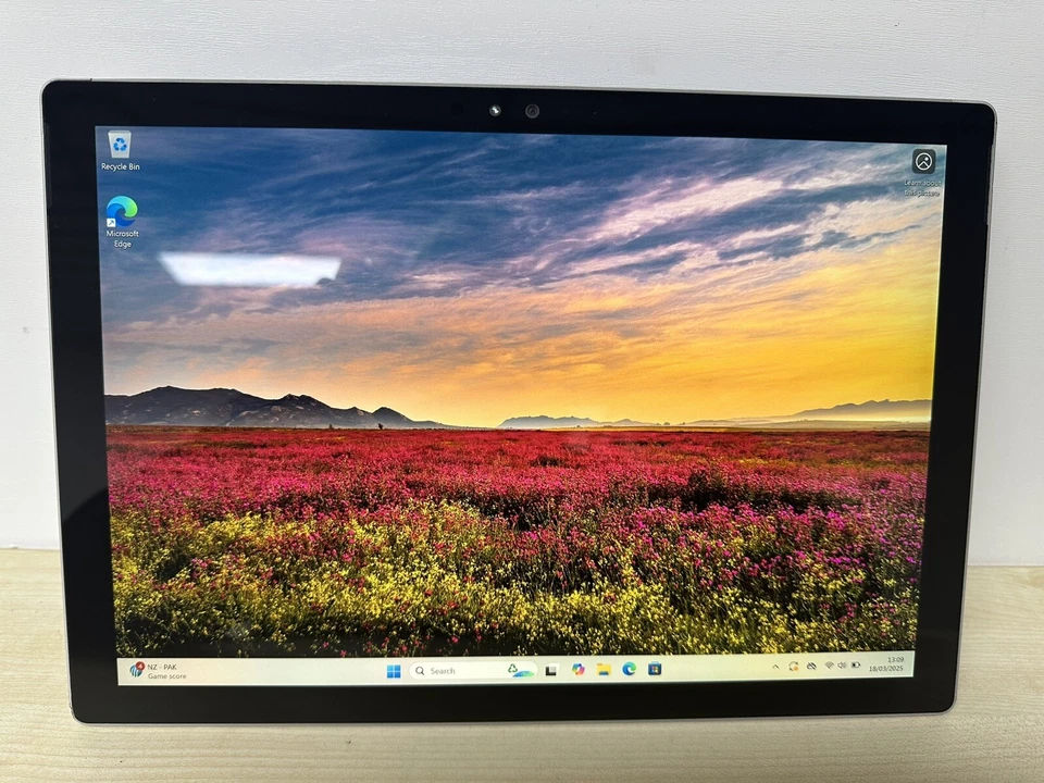 Microsoft Surface Pro 4 i7-6650U 16GB RAM 256GB SSD Win 11 Pro Chips on Frame - Image 4 of 4