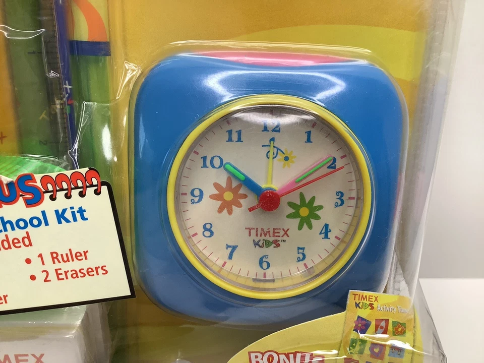 New Vintage TIMEX KIDS Alarm Clock TK35KR w Bonus Back To School Kit Blue/Pink - Image 2 of 4