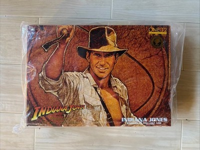 Mezco Toyz One:12 Exclusive Indiana Jones Raiders of the Lost Ark Temple Edition