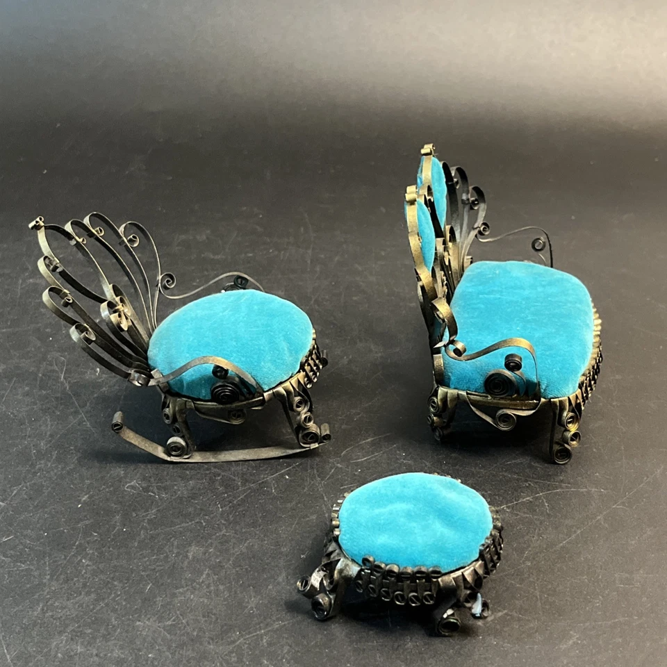 Juego de mecedora otomana de terciopelo azul otomana con asiento de muñecas hecha a mano de colección Foto 3 de 4