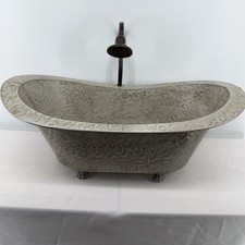 Newborn Studio Props 25x14x8 Antique Inspired Footed Bathtub/Prop/Decor