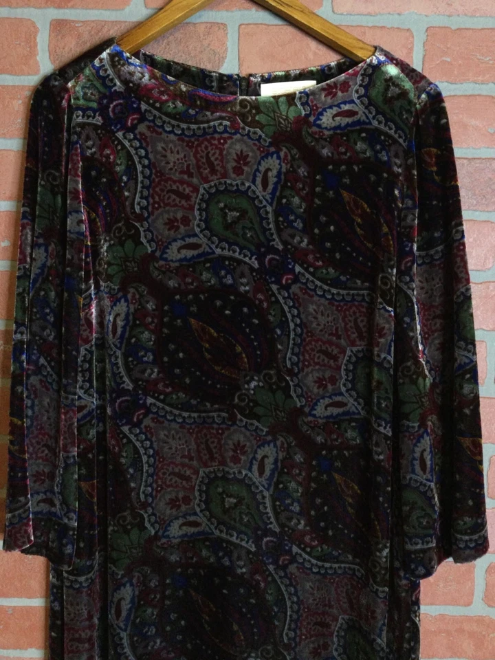 Vestido recto de terciopelo sedoso Etcetera para mujer oscuro floral cachemira talla 12 caprichoso Foto 2 de 4