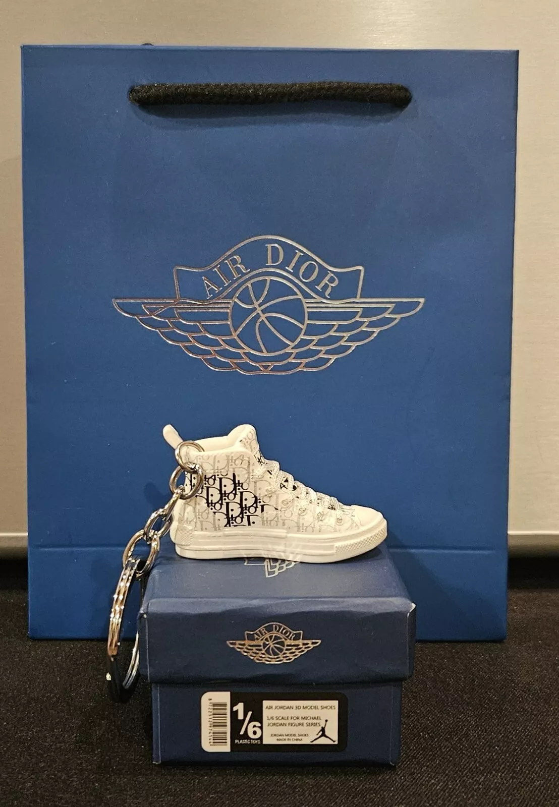 Modèle de chaussures Air Jordan Dior 3D échelle 1/6 boîte et sac inclus 