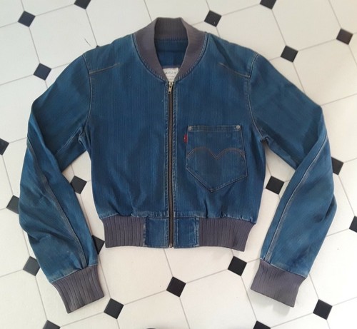 RARE VINTAGE LEVI RED COLLECTION DENIM 