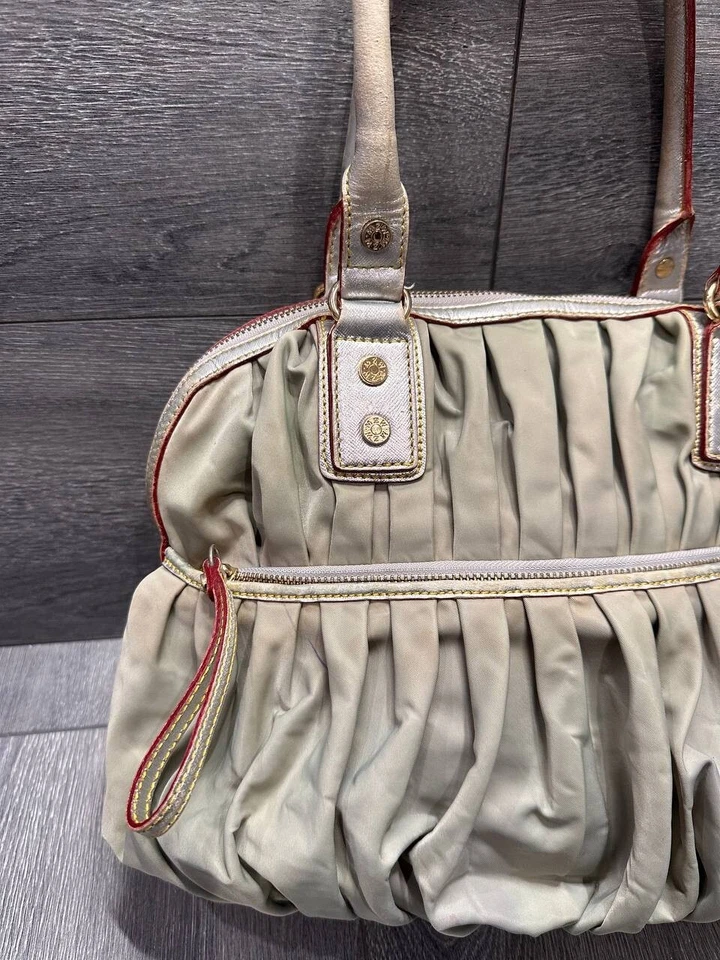 Bolso Cartera MZ Wallace Bedford Bea Plisado Oliva Nylon B000464 Foto 2 de 4