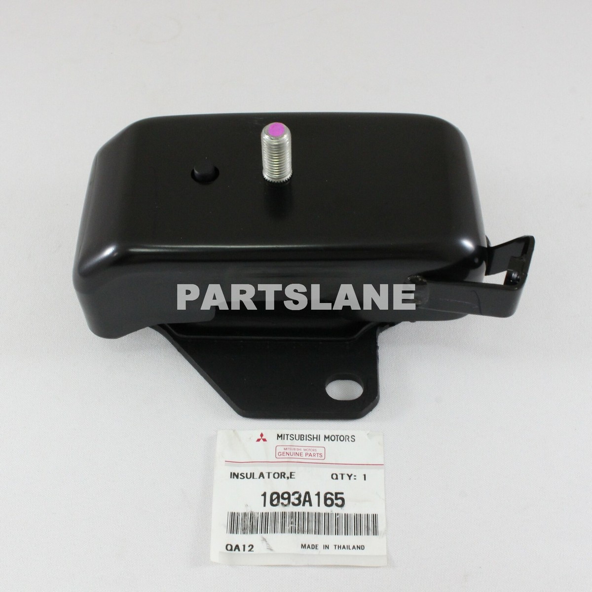 1093A165 Mitsubishi OEM Genuine Insulator Eng Mounting for