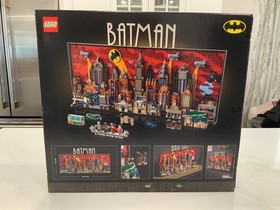 Lego Batman Gotham City Animated Series Wall Art (76271)- New-Ships Fast