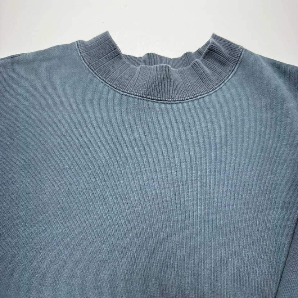 Sudadera Levi's Sportswear LVC mediana 20,5x19,5 azul recortada cuello falso Foto 3 de 4