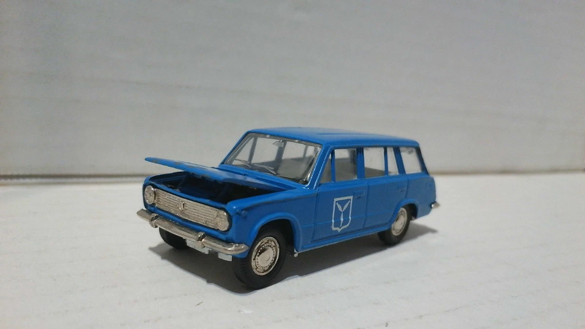 1:43 USSR Contemporary Manufacture Diecast Cars, Trucks & Vans for