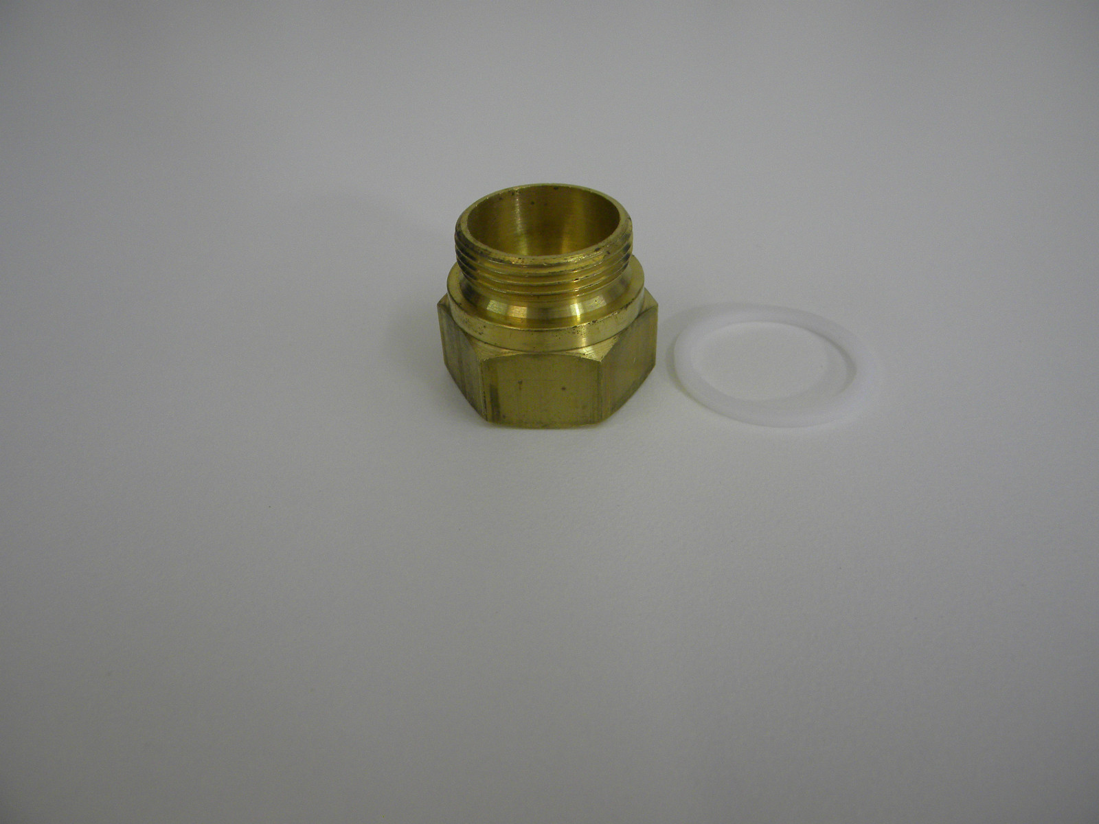 Rochester Fuel Inlet Fitting QuadraJet Carburetor 7/820 x 5/818