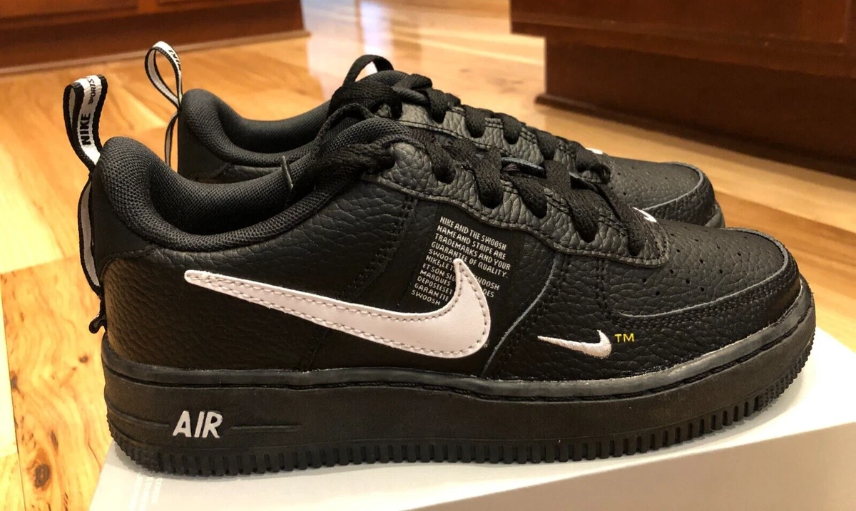 nike air force 1 utility black