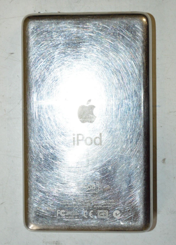 Vintage Apple iPod Classic 3RD Generation A1040 15GB White - Picture 5 of 6