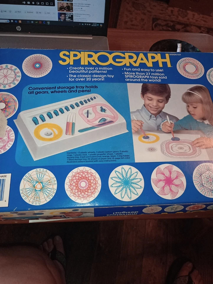 SPIROGRAPH Design Toy w/ Wheels & Gears Original Box w Tray Kenner 1986  - Image 4 of 4