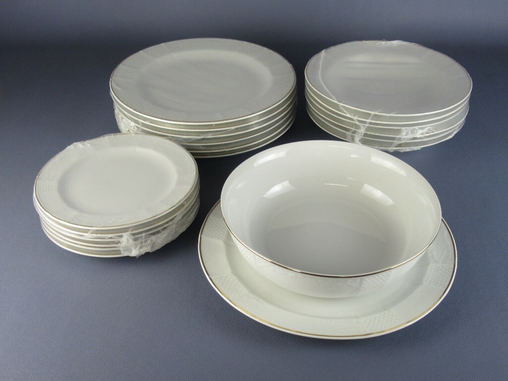 servizio piatti porcellana oro