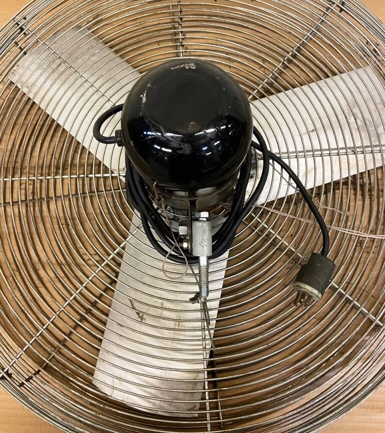 VENTILADOR INDUSTRIAL TPI, ACH24, TAMAÑO HOJA 24", 1 FASE, 120 V, 3600-4500 CFM Foto 3 de 4