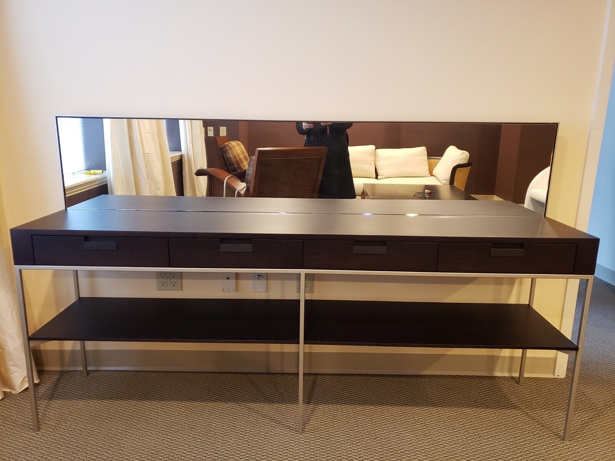B & B Italia / Maxalto / Ebe / APTA console with drawers B & B Italia / Maxalto / Ebe / APTA console with drawers