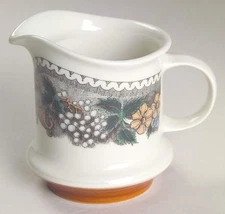 Goebel Burgund Creamer 5967440