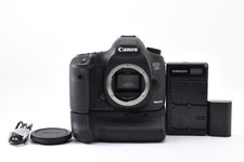 Canon EOS 5D Mark III Digital SLR Tested  Battery Charger  MINT  JAPAN 439