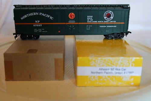 Athearn escala HO, coche de caja de 50', Pacífico Norte, verde, #97697 construido | Condition: Used