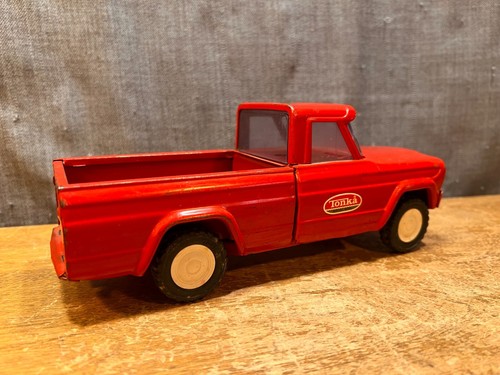 Vintage Tonka Toy Red Jeep Pick-Up Truck Pressed Steel Antique Auto Car - Picture 11 of 14