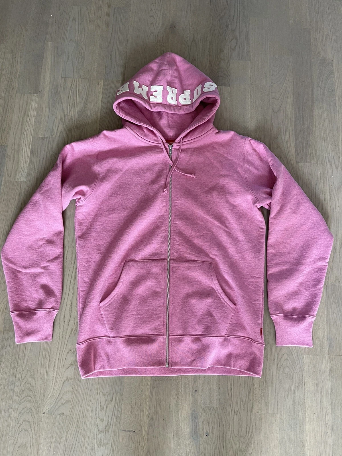 Sweat à capuche Supreme, sweat zippé, tailles sur photos par ruban à mesurer 100% authentique