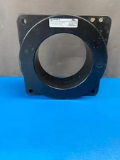 Square-D by Schneider Electric 150:5 Ratio 600V Current Transformer 780R-151