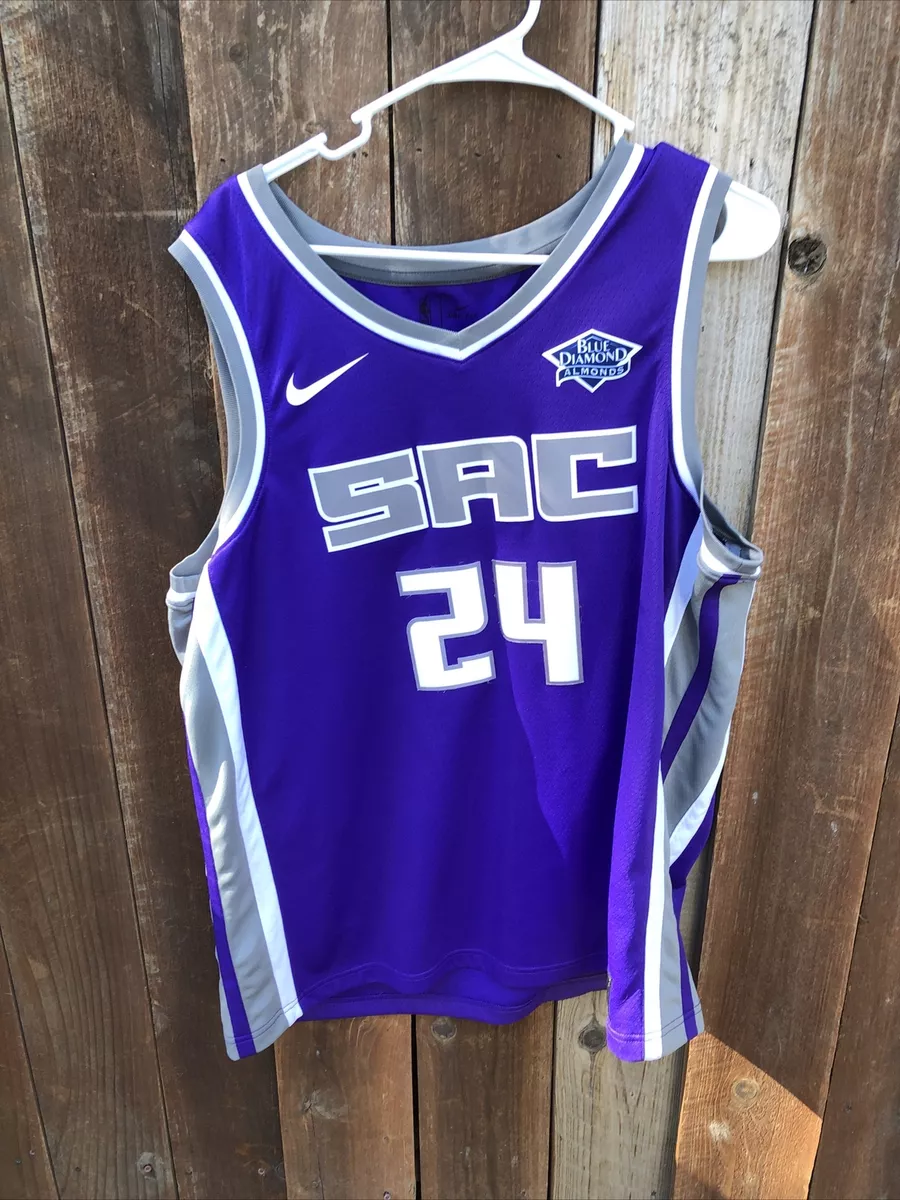 Sacramento Kings Hield Sactown Jersey City Size 4L Nike