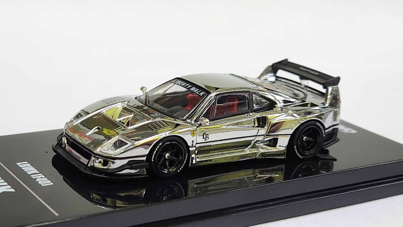 1:64 Inno64 Ferrari F40 Chrome Silver LBWK Hobby Expo China 2024 