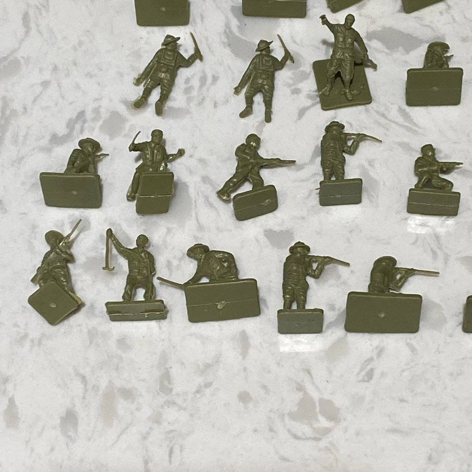 Lote de 52 figuras Airfix 1/72 WW 2 soldados estadounidenses y alemanes HO & OO Foto 2 de 4