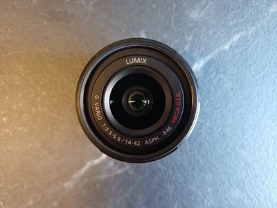 Panasonic Lumix G Vario 14-42 mm F/3.5-5.6 Aspherical OIS Mega O.I.S. Objektiv