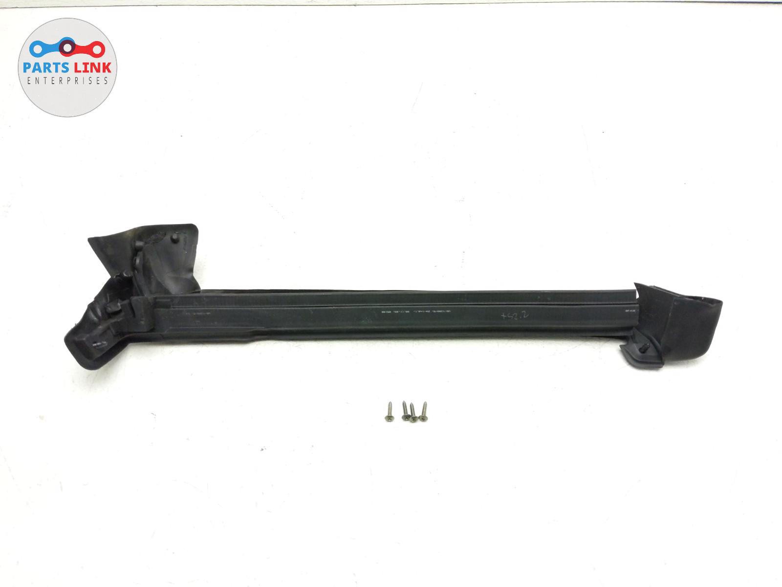 2008-2014 FERRARI CALIFORNIA F149 REAR LEFT QUARTER VENT GLASS SEAL GASKET MOUNT