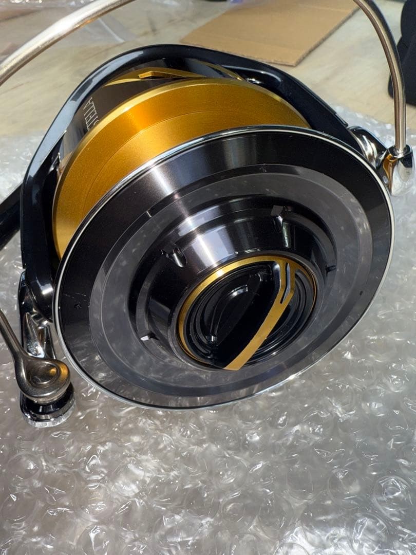 Shimano Stella SW 30000-C Saltwater Spinning Reel, Used, Excellent Condition - Image 7