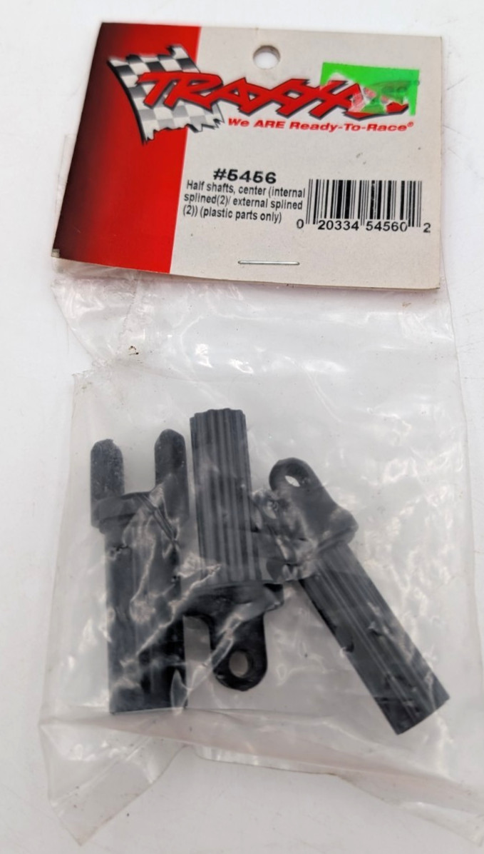 Traxxas. 5456 Half Shafts, Center, Missing one part