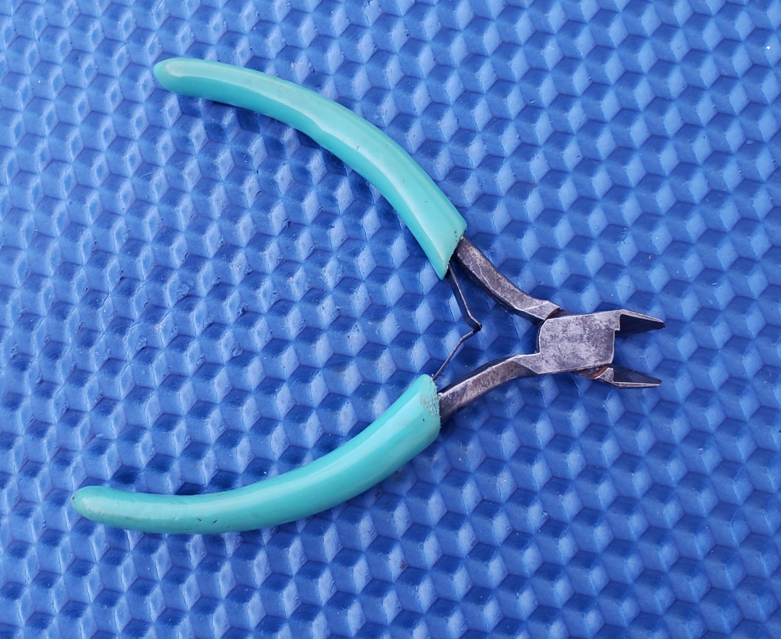 EREM 95E Swiss Small 4-1/4 Inch Diagonal Cutters