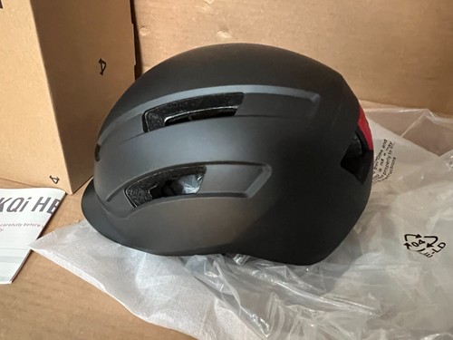 NIU KQi - Electric Scooter Helmet with LED Light -Matte Black New - Picture 3 of 9