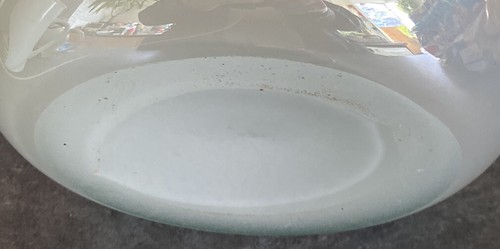 Vaso vintage perlescente latte opalino studi arte vetro gettato a mano iridescente - Foto 4 di 7