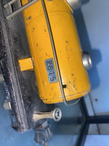 Lionel Shell  Tank #2815 - Picture 3 of 10