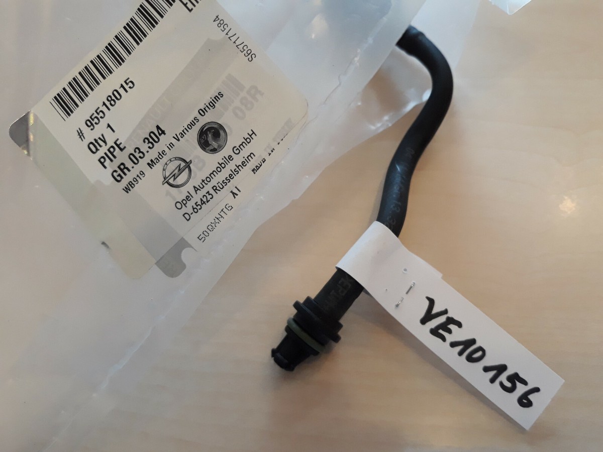 Orig. Opel Vivaro B Rohr 95518015 Kraftstoffeinspritzung Schiene 