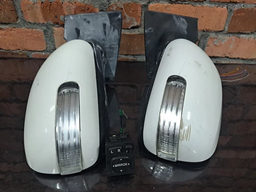 JDM Toyota Vitz NCP91 SCP90 SIde Door Mirror Lamps Lights AUTO FLIP FOLD 1 Pairs