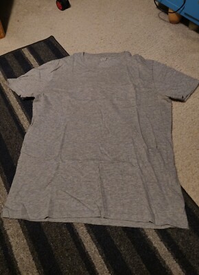Gap Gray Pocket T-shirt